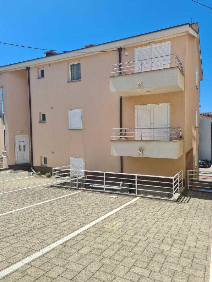 Apartmani Katarina Makarska Esterno foto